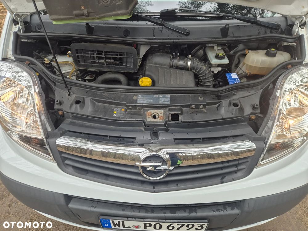 Opel Vivaro - 29