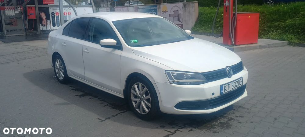 Volkswagen Jetta 2.0 Base - 15