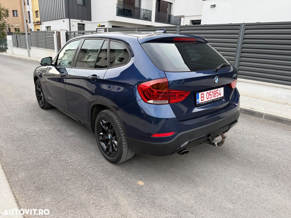 BMW X1 xDrive20d Sport Line - 2