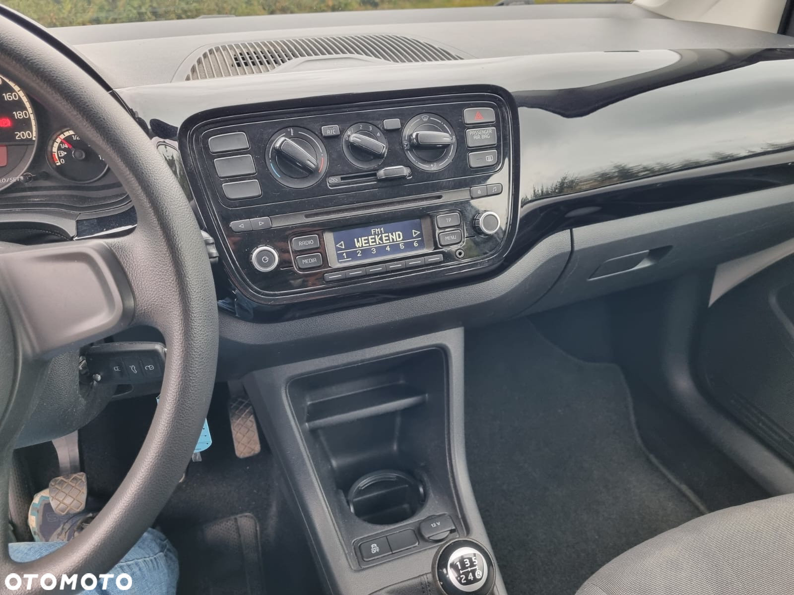 Volkswagen up! 1.0 move - 13