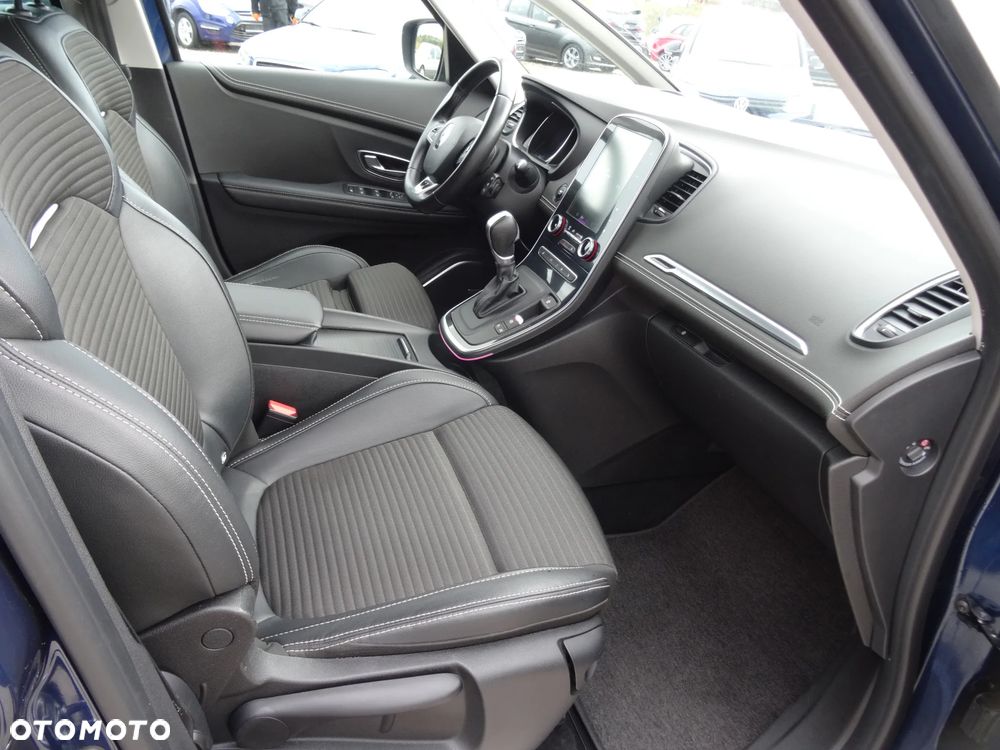 Renault Scenic - 17