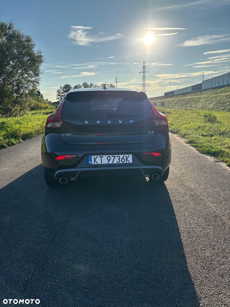 Volvo V40 D3 Geartronic R Design - 6