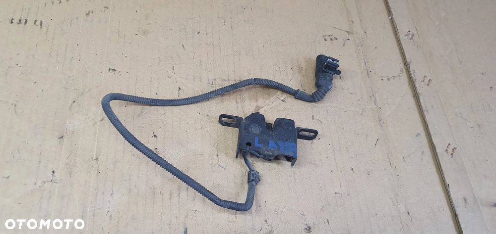 Zamek rygiel maski przód czujnik Audi A8 D3 4E0823509E - 1