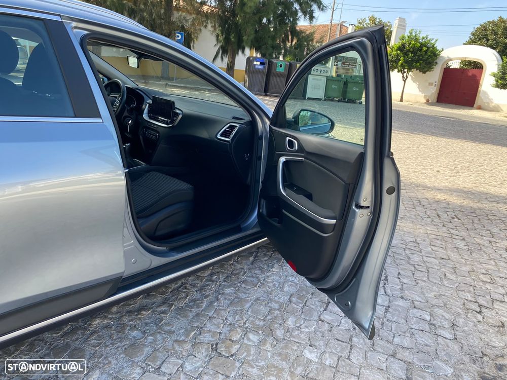 Kia XCeed 1.0 T-GDi Dynamic - 29