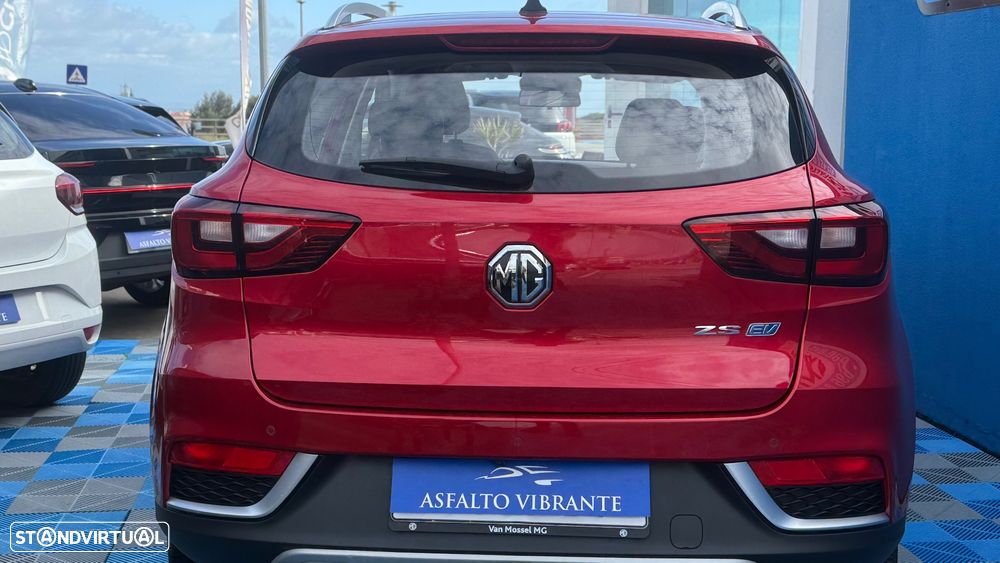 MG ZS Luxury - 3
