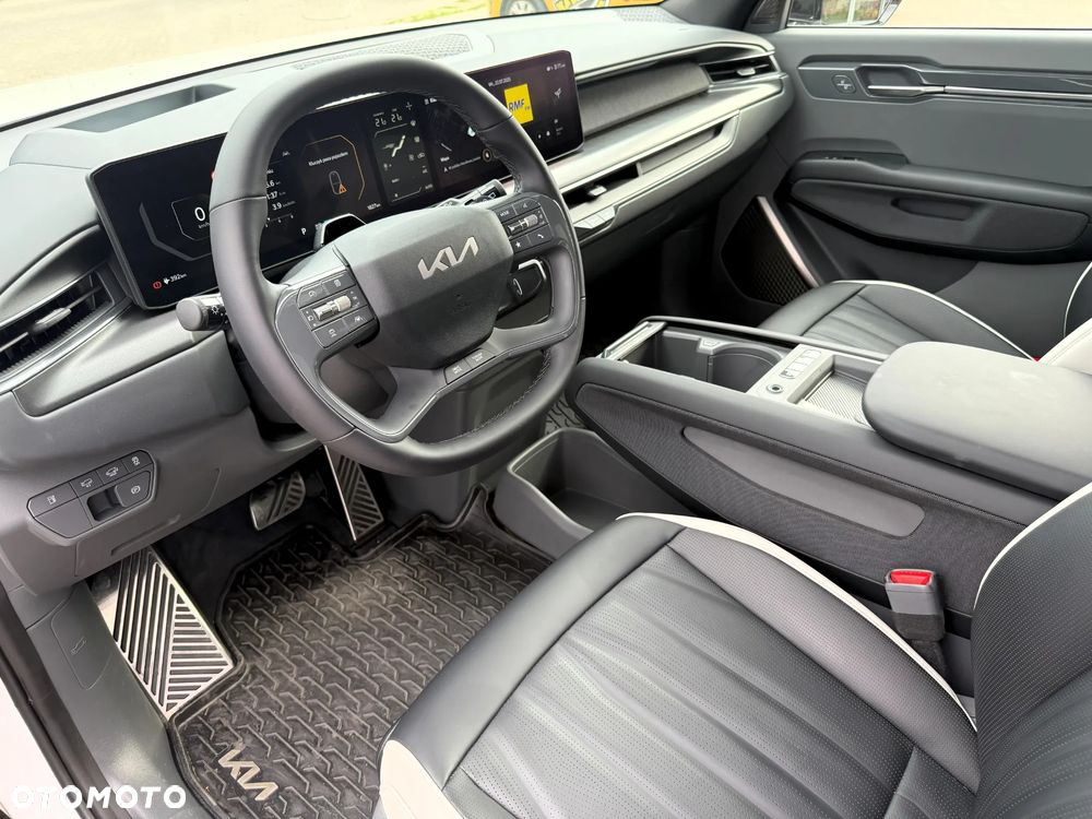 Kia EV9 99.8kWh GT-Line AWD - 14