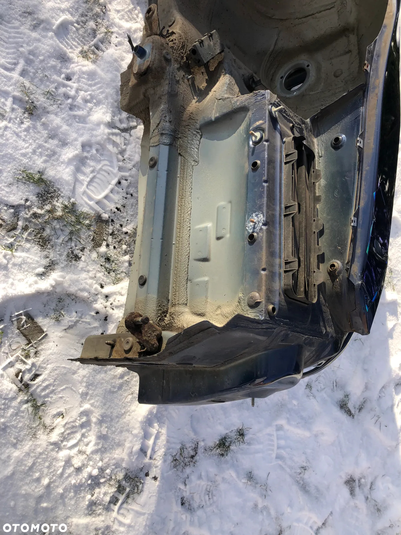 BMW E60 E61 ĆWIARTKA BŁOTNIK PODŁUŻNICA - 24