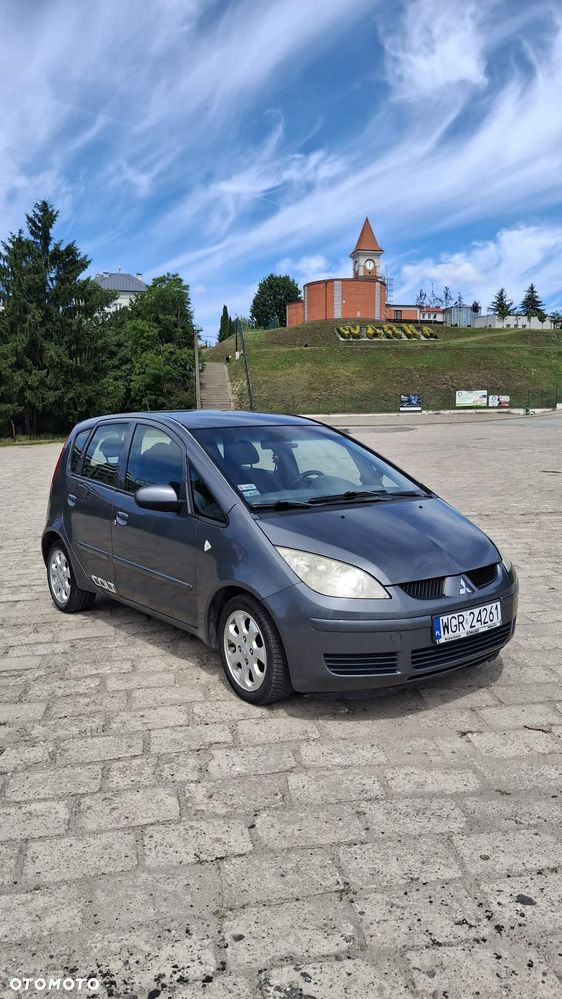 Mitsubishi Colt - 1