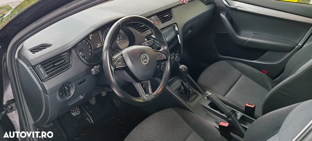 Skoda Octavia 1.6 TDI Greenline - 6
