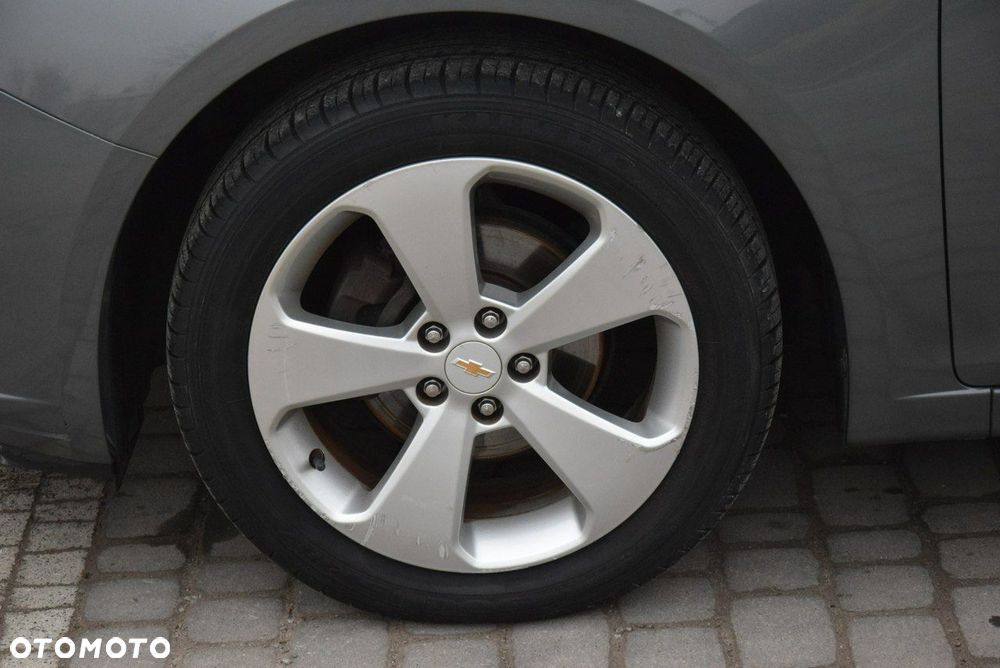 Chevrolet Cruze - 11