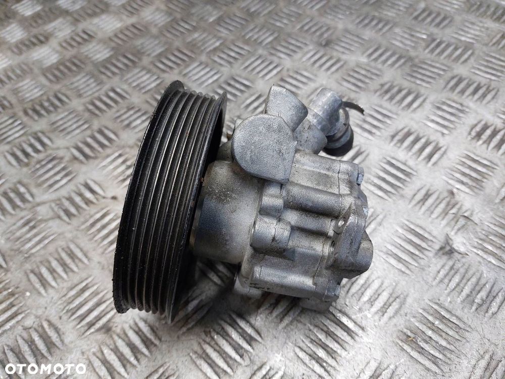 POMPA WSPOMAGANIA AUDI A4 B6 1.6 8V - 3