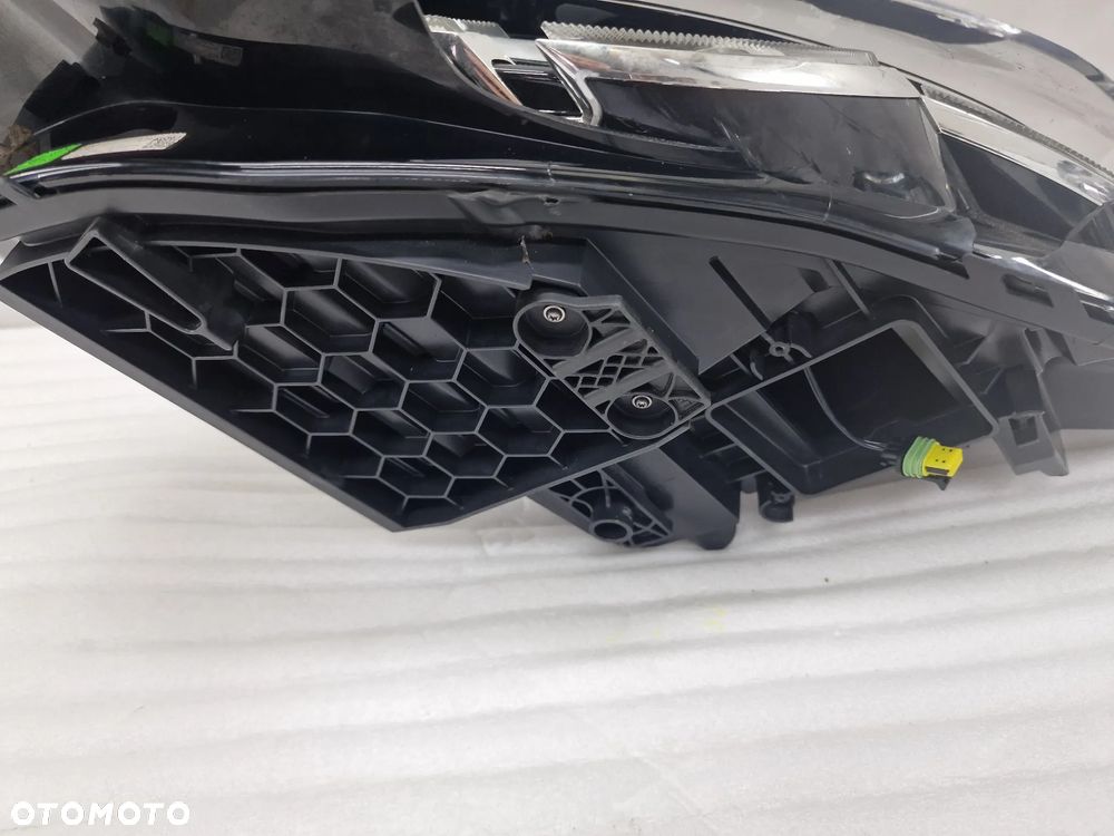 LAND ROVER DISCOVERY SPORT XENON LEWY LEWA LAMPA PRZEDNIA PRZÓD , NR FK72-13W030-EE , NR AUKCJI LL634 - 13
