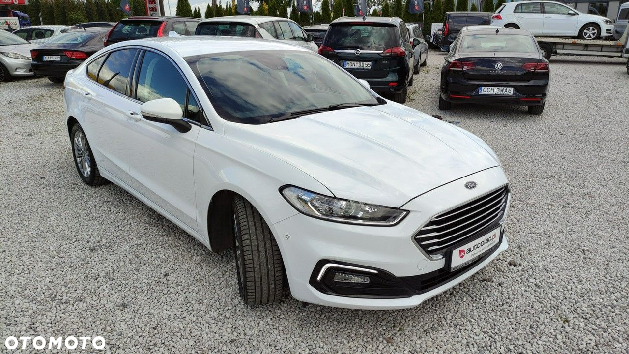 Ford Mondeo - 38