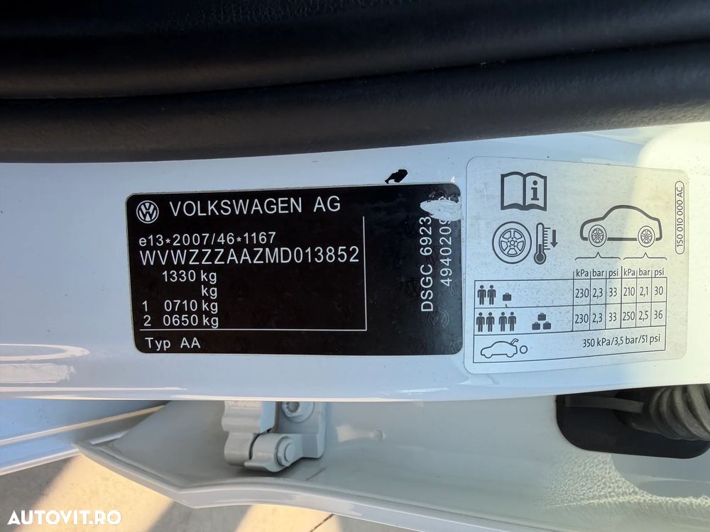 Volkswagen up! 1.0 MPI Move - 26