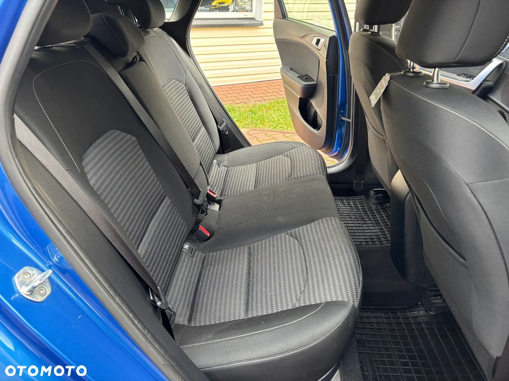 Kia Ceed 1.5 T-GDI M - 22