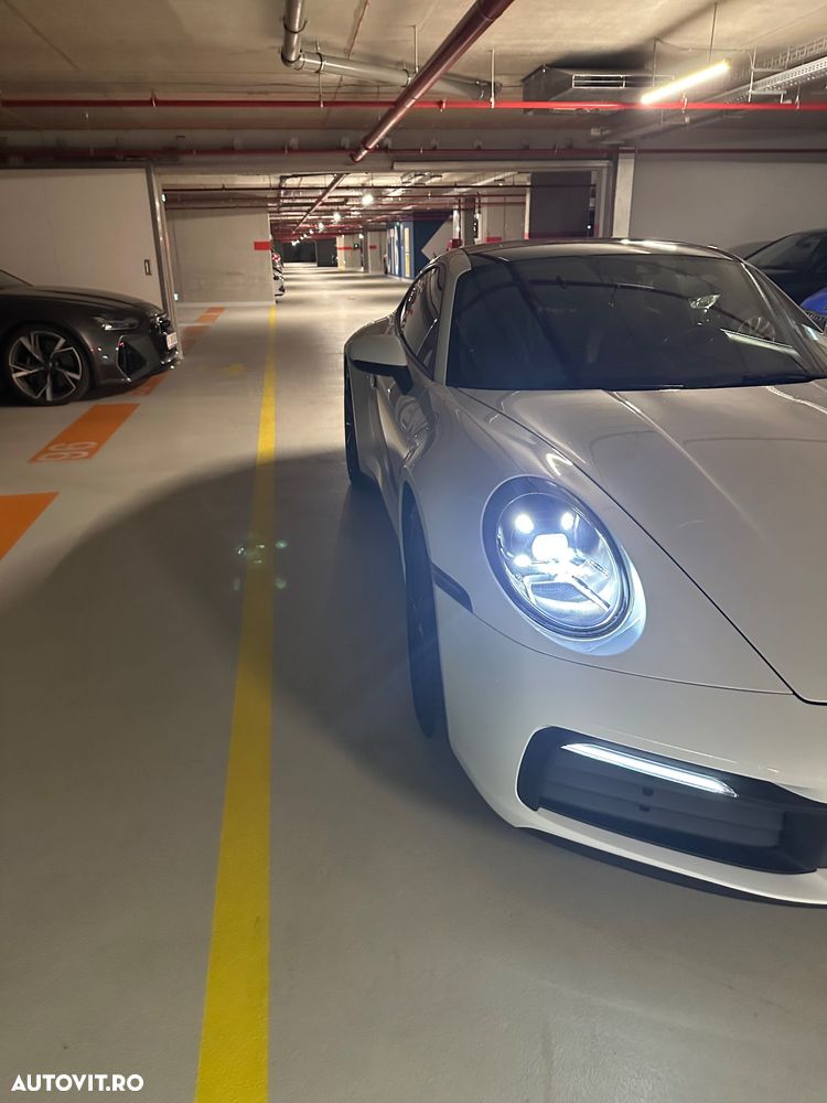 PORSCHE 911 2023 — imagine 4