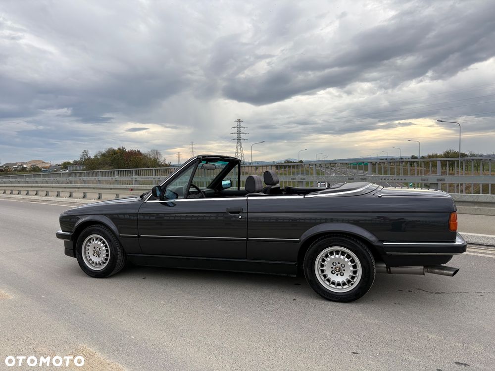 BMW Seria 3 320i - 6