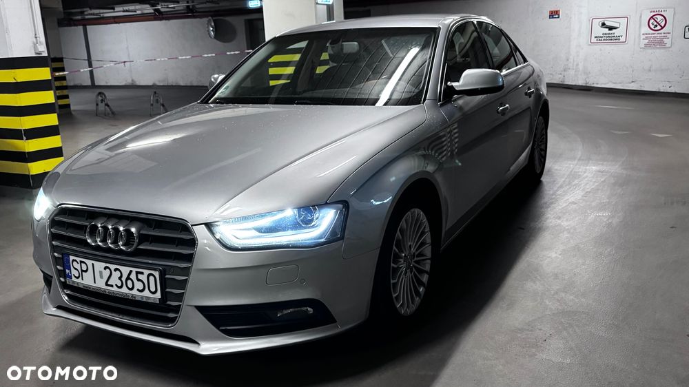 Audi A4 Limousine - 2