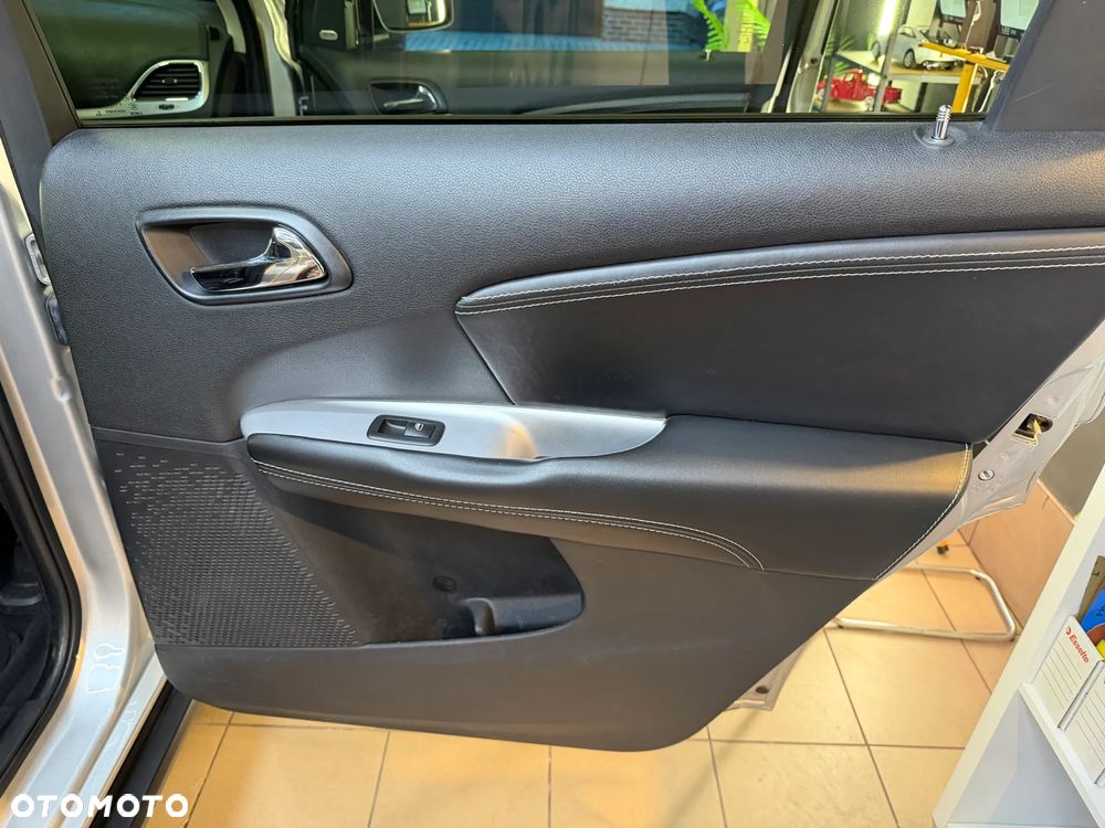 Fiat Freemont 2.0 Multijet Lounge AWD - 15