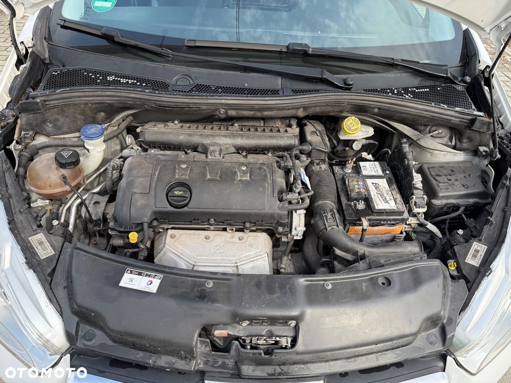 Peugeot 208 120 VTI Automatik Allure - 18