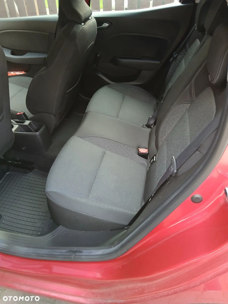 Renault Clio - 8