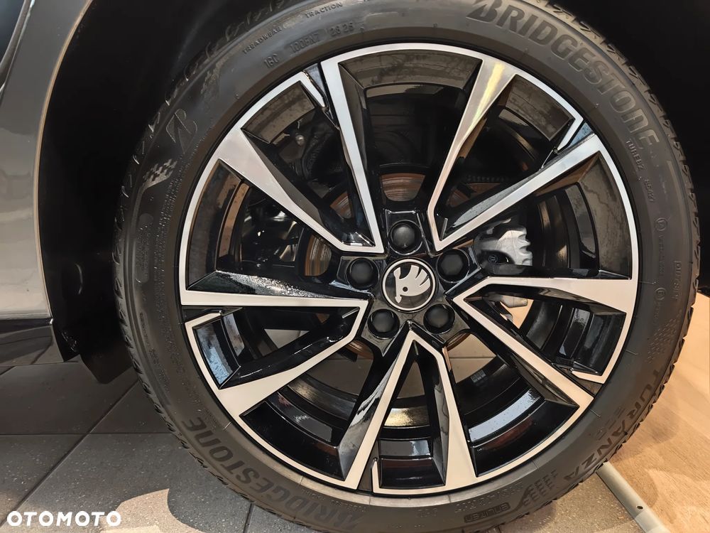 Skoda Fabia 1.0 TSI Monte Carlo DSG - 11