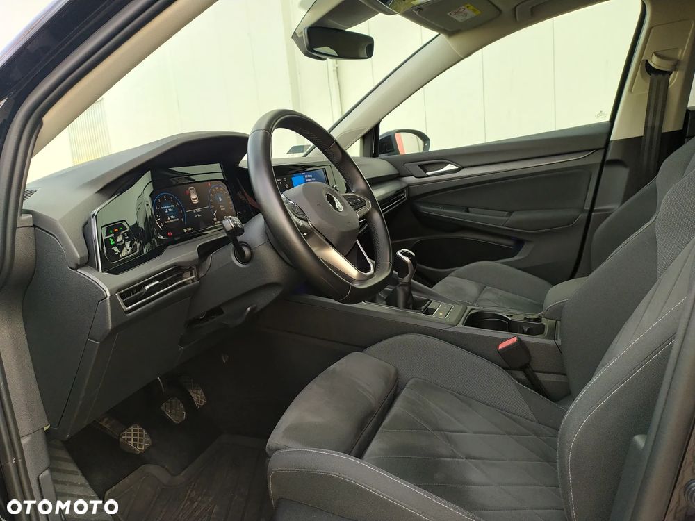 Volkswagen Golf 1.5 TSI EVO Style - 6