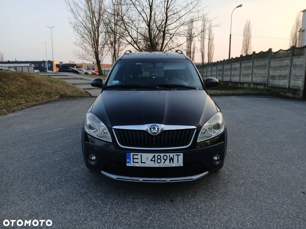 Skoda Roomster 1.6 TDI DPF Scout - 1