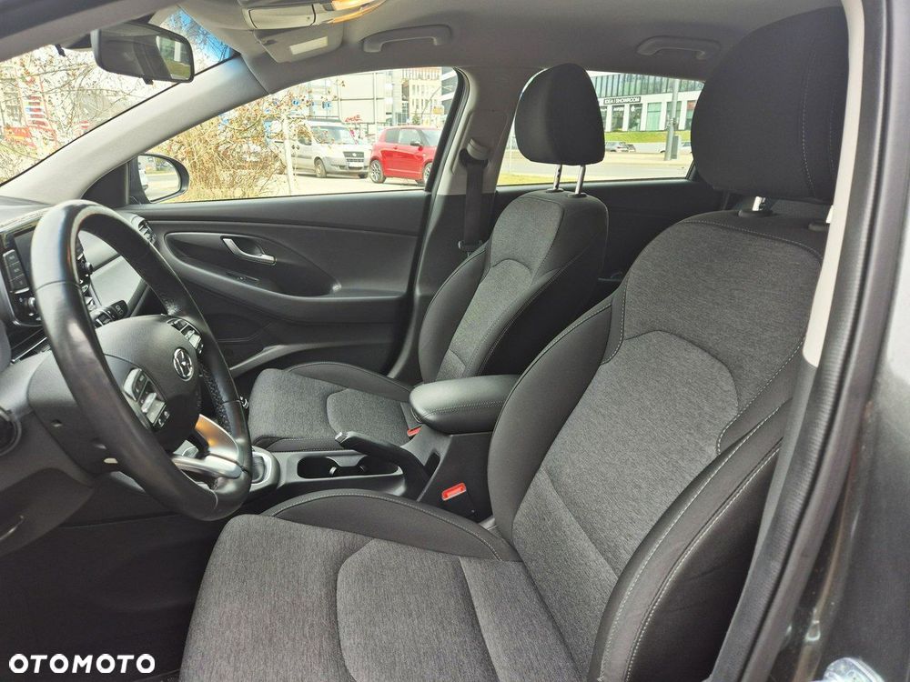 Hyundai i30 1.5 T-GDI 48V-Hybrid EDITION 30 - 26