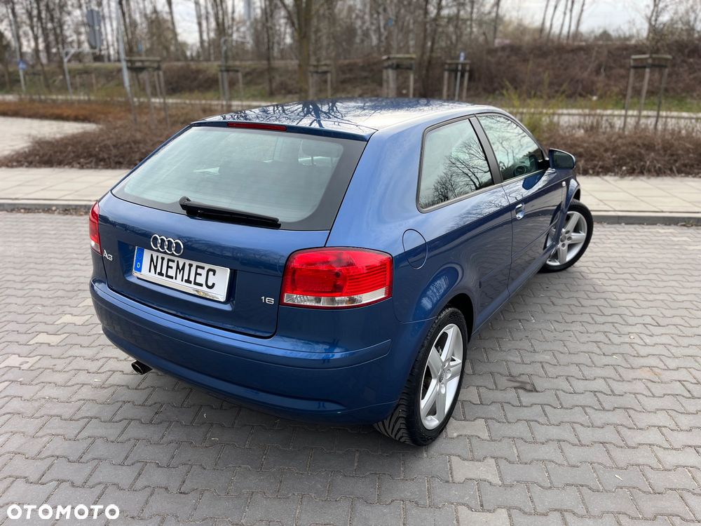Audi A3 3-drzwiowe 1.6 Ambition - 20