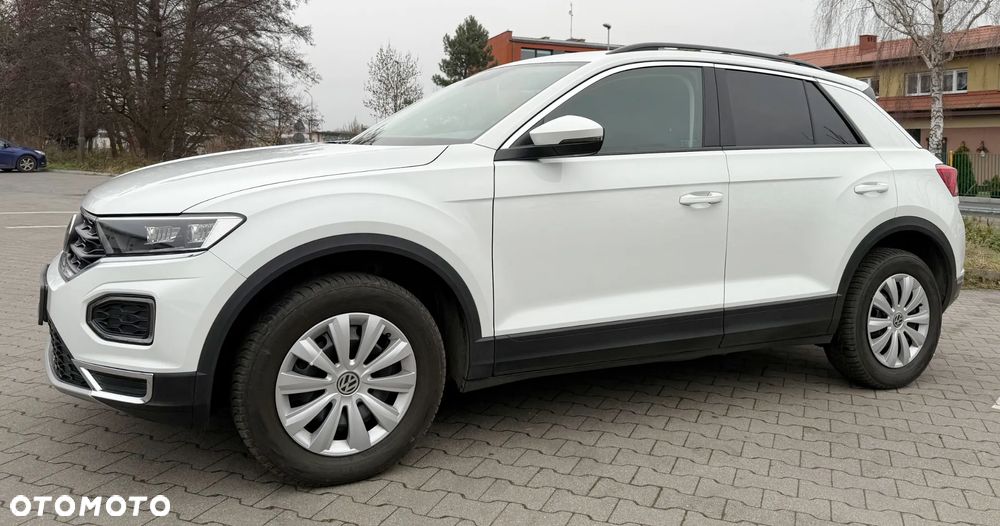 Volkswagen T-Roc ver-1-5-tsi-act-advance-dsg - 2