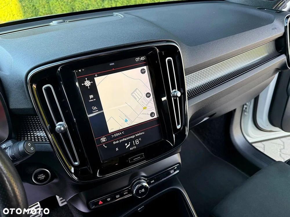 Volvo XC 40 D3 Geartronic R-Design - 34