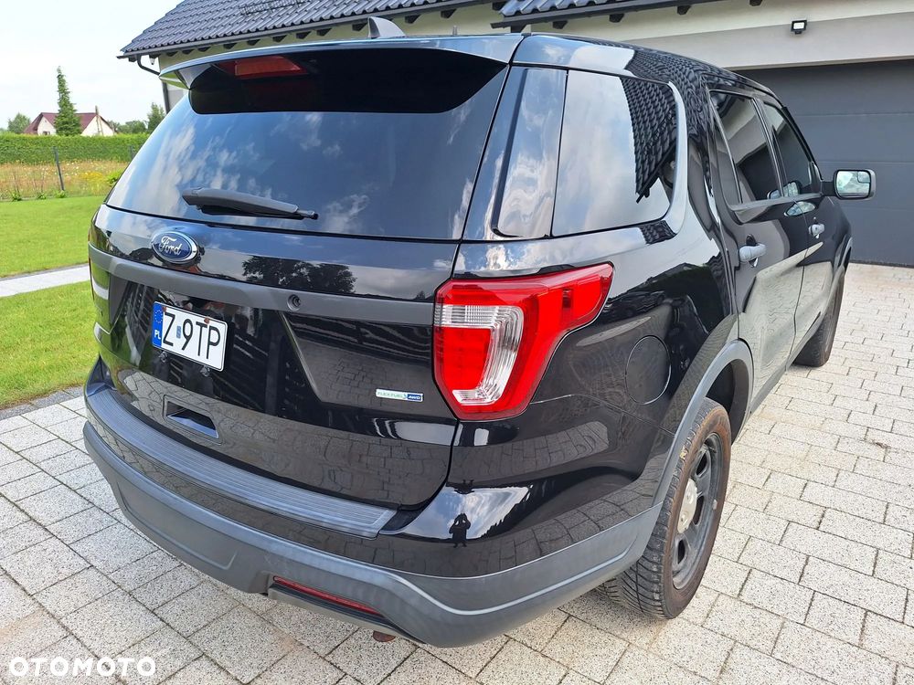 Ford Explorer - 21