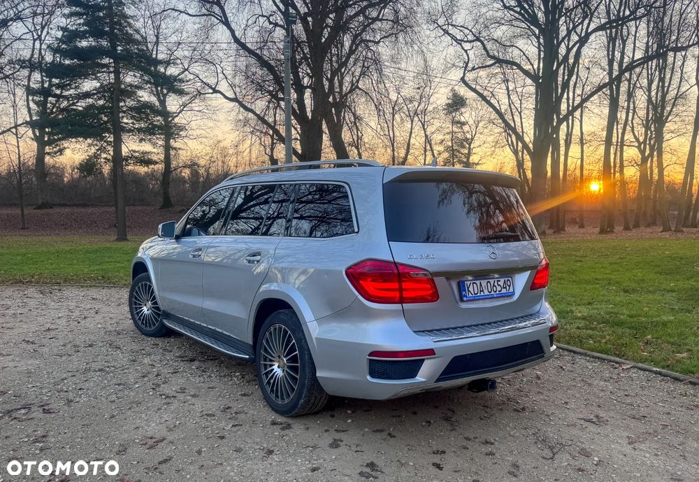 Mercedes-Benz GL 350 BlueTEC 4Matic 7G-TRONIC - 9