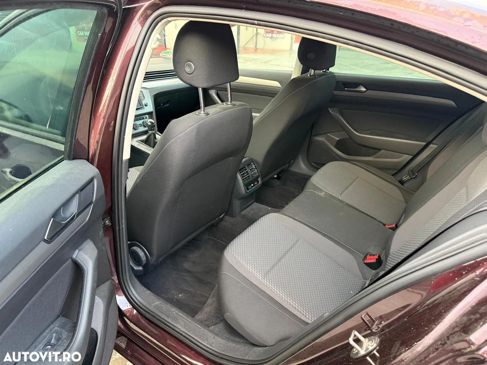 Volkswagen Passat Variant 1.4 TSI (BlueMotion Technology) Trendline - 8