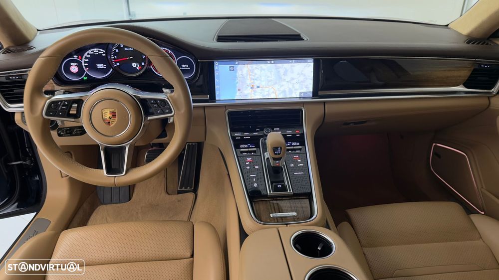 Porsche Panamera Turbo - 17