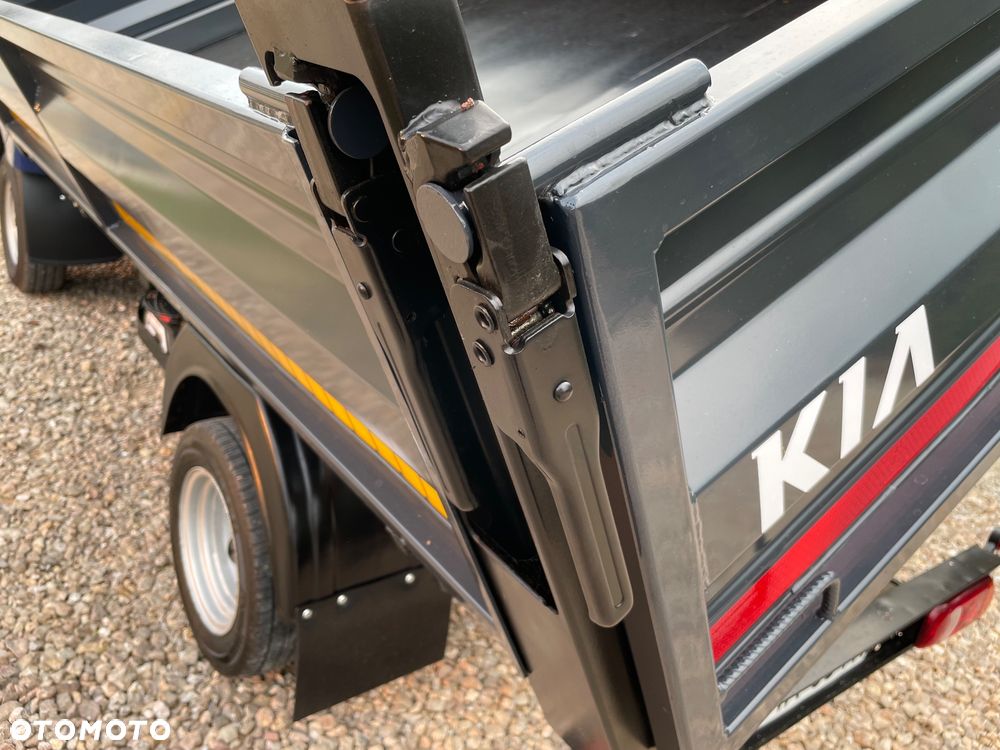 Kia K2500 - 34