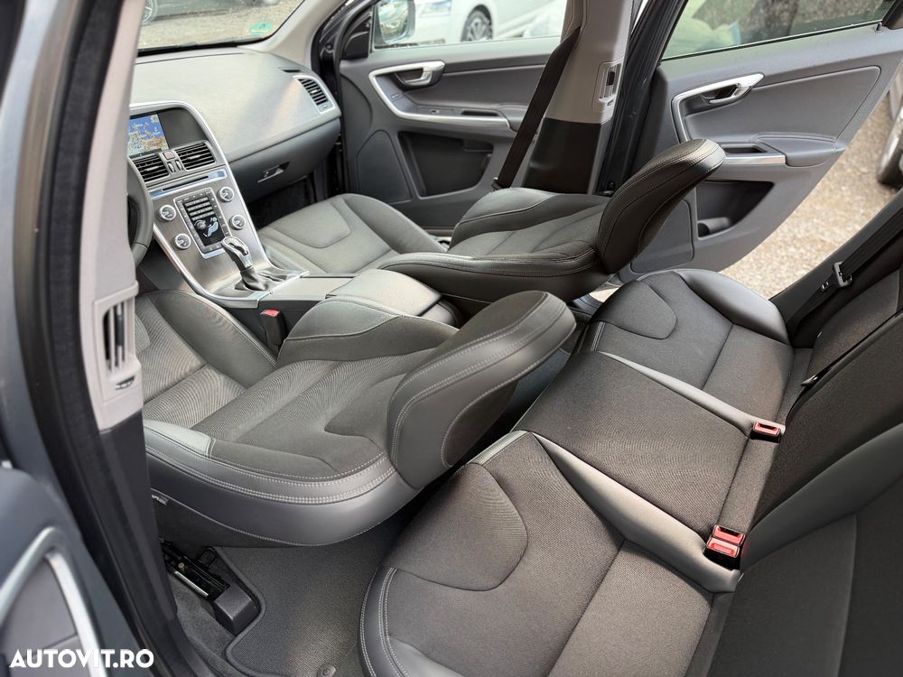 Volvo XC 60 D4 Geartronic Summum - 37