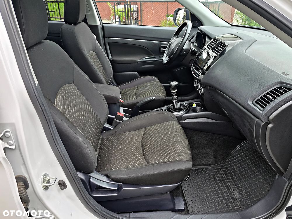 Mitsubishi ASX 1.8 DI-D 2WD Invite - 24