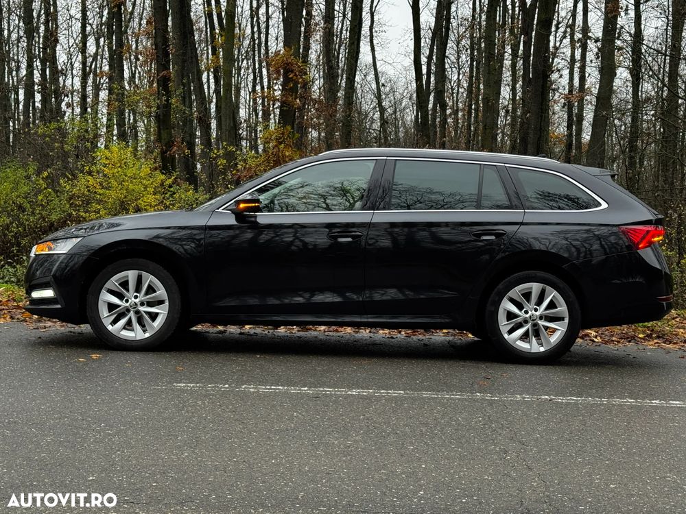 Skoda Octavia Combi 2.0 TDI DSG Exclusive Plus - 2
