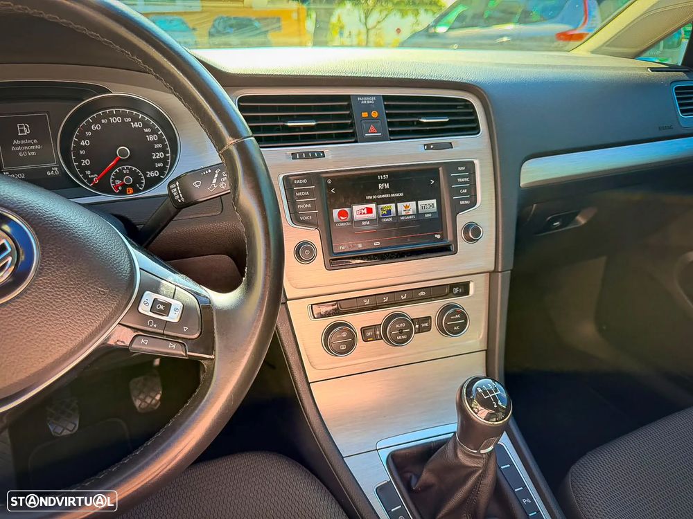 VW Golf Variant 1.6 TDi BlueMotion Confortline - 12