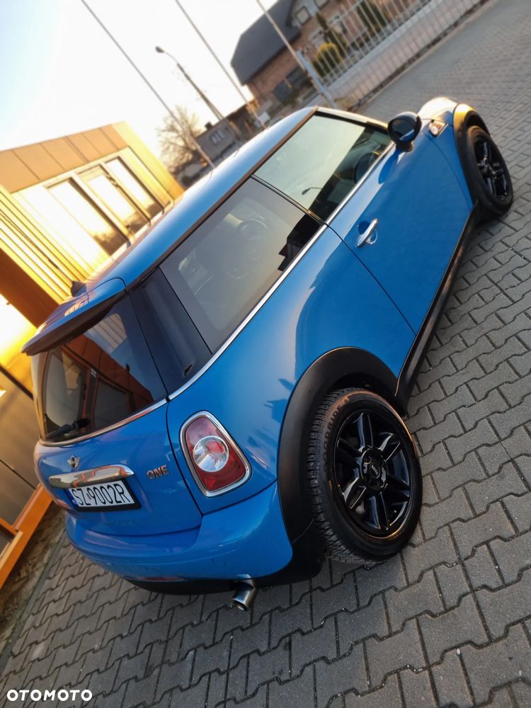 MINI ONE Standard - 5