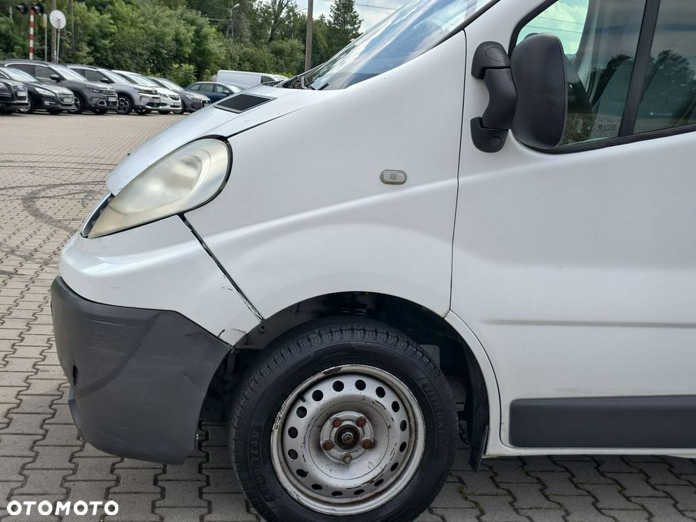 Renault Trafic - 19