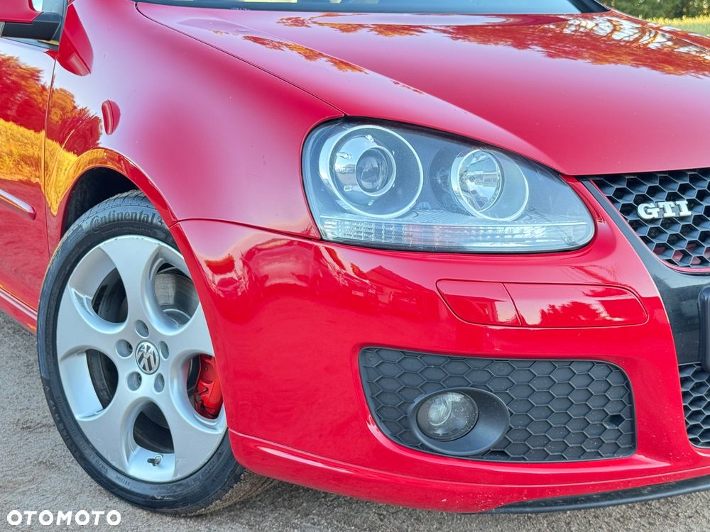 Volkswagen Golf 2.0 TSI GTI - 2