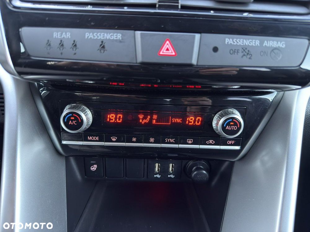 Mitsubishi Eclipse Cross - 33