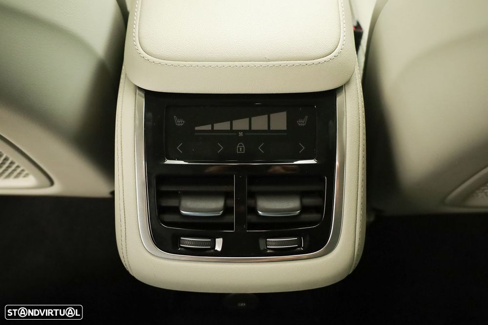 Volvo XC 90 2.0 T8 PHEV Plus Bright AWD - 27