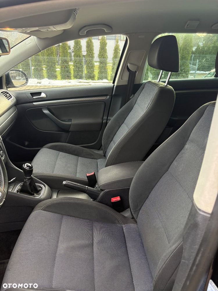 Volkswagen Golf Variant 2.0 TDI DPF Style - 13