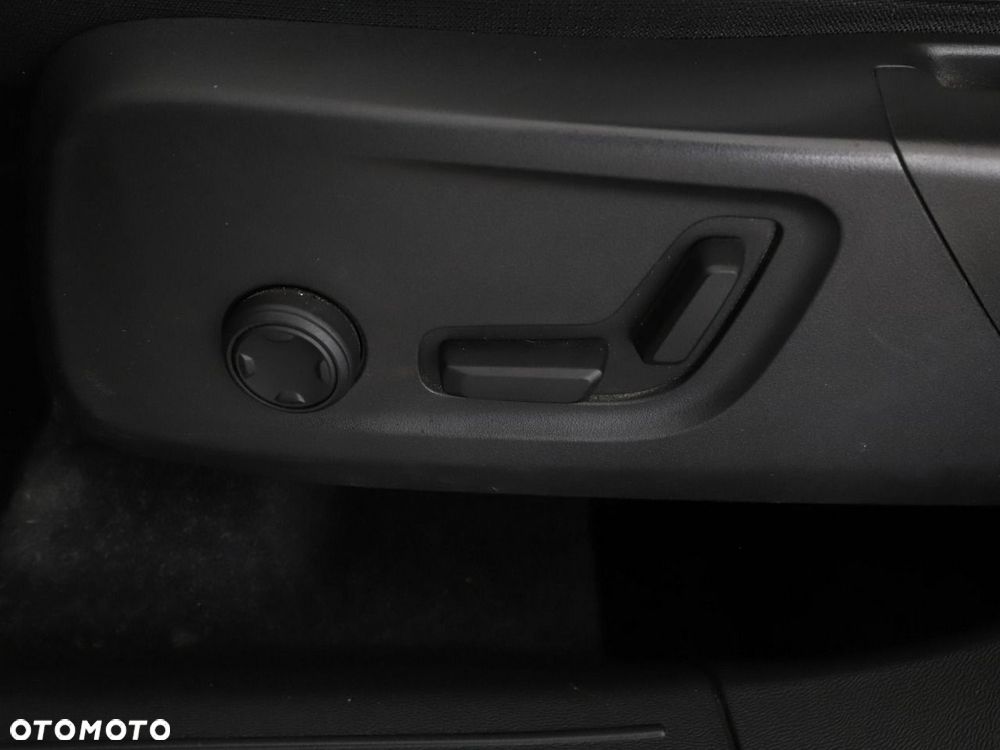 Volvo XC 40 D3 AWD - 37