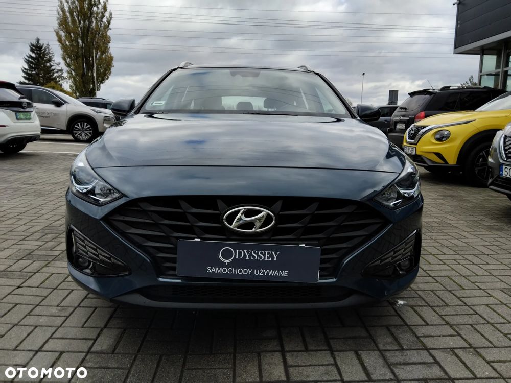 Hyundai i30 1.5 DPI Classic + - 9