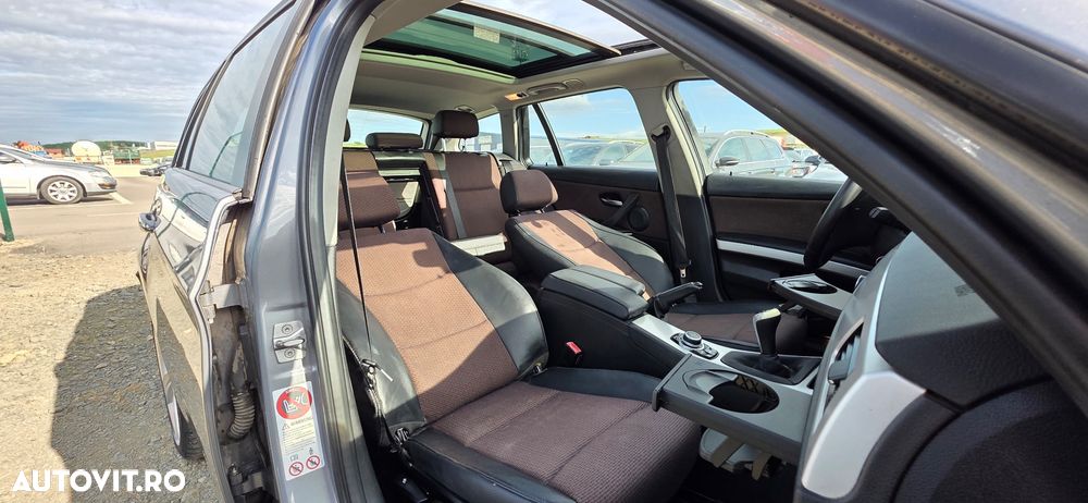 BMW Seria 3 320d DPF Touring Blue Performance - 8